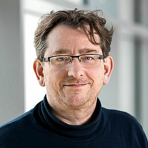 Prof. Torsten Stapelkamp | Hof University of Applies Sciences Prof. Torsten Stapelkamp | Hof University of Applies Sciences