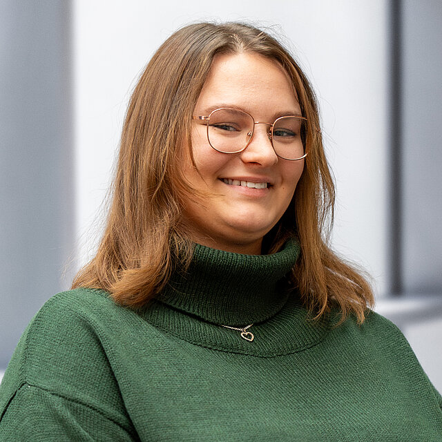  Julia Köchert