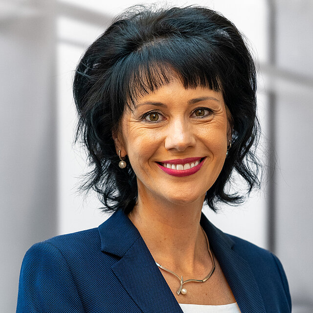 Prof. Dr. Julia Nagel | Hof University of Applies Sciences