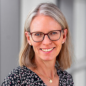 Prof. Dr. Astrid Nöfer | Hof University of Applies Sciences Prof. Dr. Astrid Nöfer | Hof University of Applies Sciences