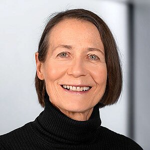 Prof. Anita Oswald | Hof University of Applies Sciences