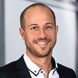 Prof. Dr. Oliver Schuster | Hof University of Applies Sciences Prof. Dr. Oliver Schuster | Hof University of Applies Sciences
