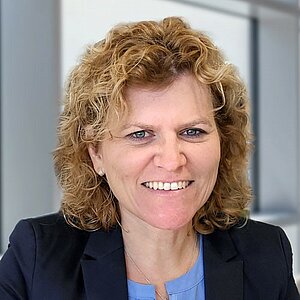 Prof. Dr. Christine Brautsch | Hof University of Applies Sciences Prof. Dr. Christine Brautsch | Hof University of Applies Sciences