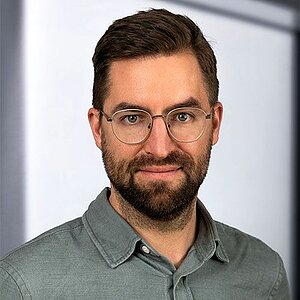 Prof. Dr. Christoph Koch | Hof University of Applies Sciences Prof. Dr. Christoph Koch | Hof University of Applies Sciences