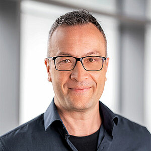 Prof. Dr. habil. Thomas Buchmann | Hof University of Applies Sciences Prof. Dr. habil. Thomas Buchmann | Hof University of Applies Sciences
