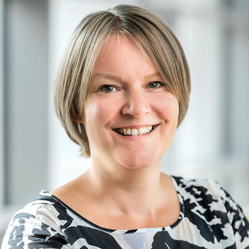  Kirsten Hölzel | Hof University of Applies Sciences